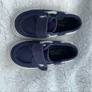 Boys boat shoes